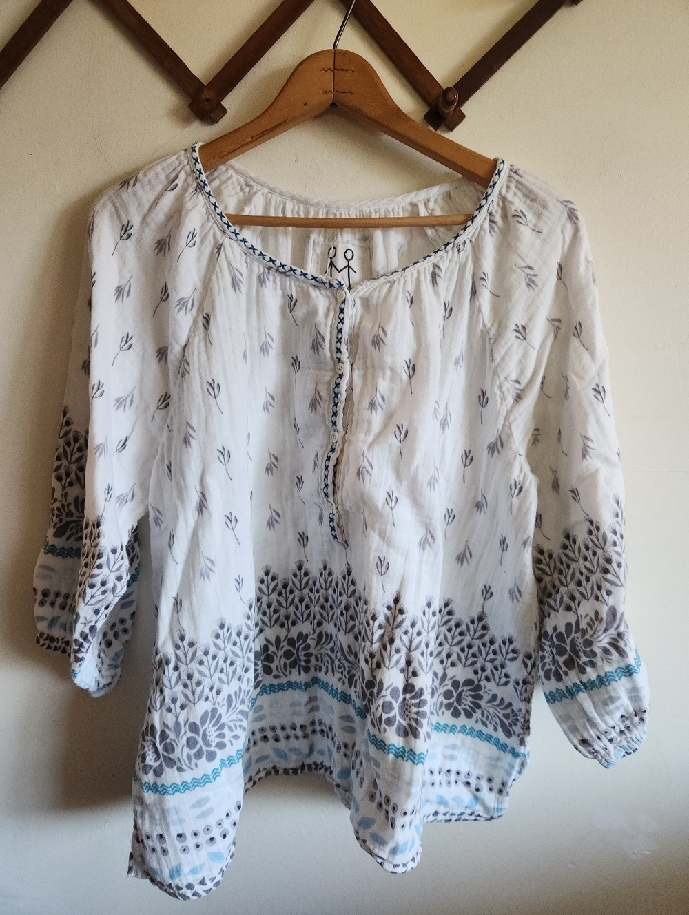 Johnny Was White Blue Peasant Blouse Blue Gray Muslin Cotton Medium